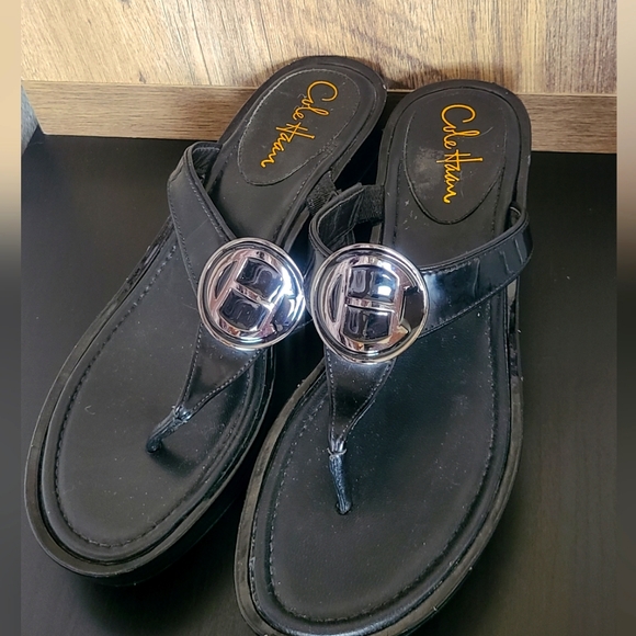 Cole Haan black patent Nike Air Thong Sandals‎ Size 8 - Picture 1 of 3